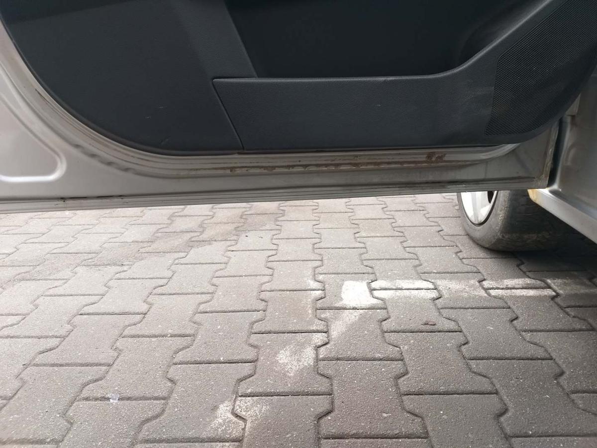 Opel Astra H original Tür vorn links Z157 Starsilber Bj.2007